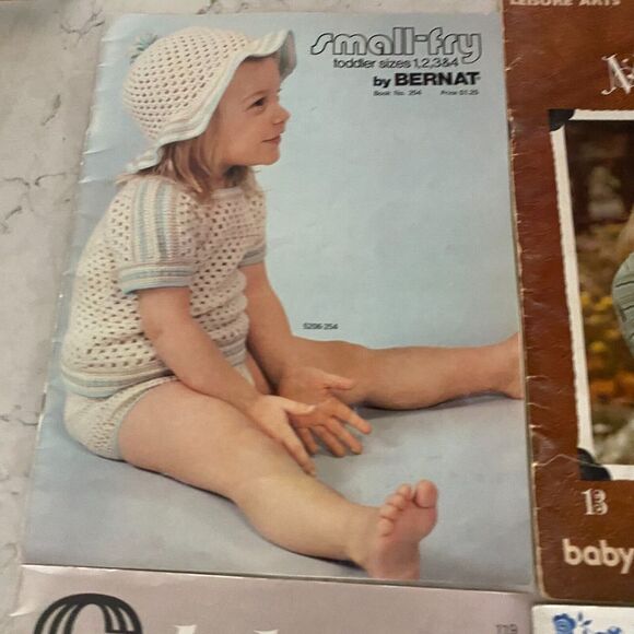 Babydays, For All My Children, Small-Fry, Lovable Hand Knits Patterns - Lot of 4 - Picture 3 of 16